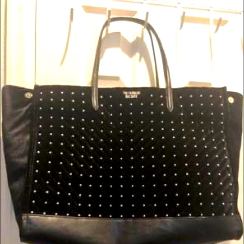 Woman’s purse